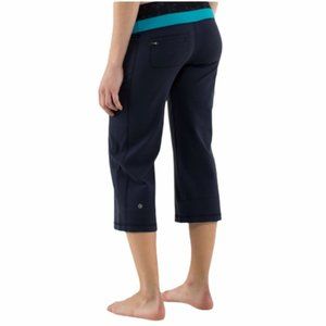 ✨3/$30 Lululemon Dharana Crop in Inkwell